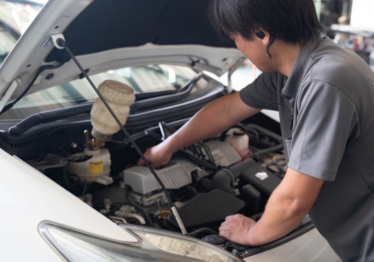 栃木県宇都宮市Carfe（カーフェ）自動車の修理・傷・へこみを格安で | 車検・点検をする人